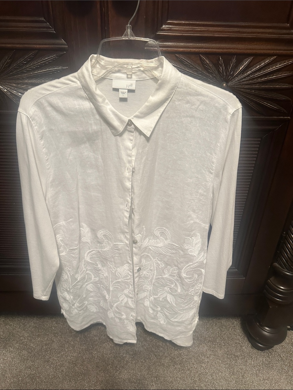 J. Jill White Embroidered Button-Front Blouse